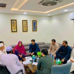 ہارون آباد (نمائندہ خصوصی سٹی رپورٹر)ڈپٹی ڈائریکٹر آرکیٹیکٹ بہاولپور ثمرانہ وقار نے حاجی سعید احمد سے ملاقات کی اور کارڈیک وارڈ کے نقشہ جات و منصوبے پر تفصیلی بریفنگ دی۔